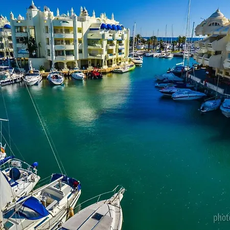 Alay & Pool 2 Bedroom Apartment Benalmadena