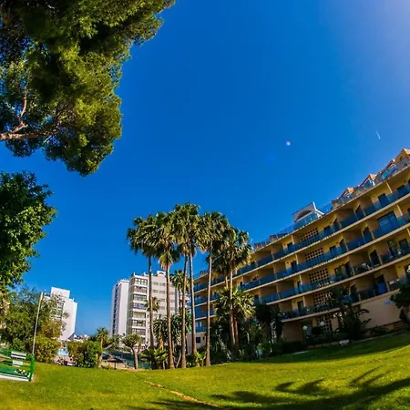 Alay & Pool 2 Bedroom * 贝纳尔马德纳